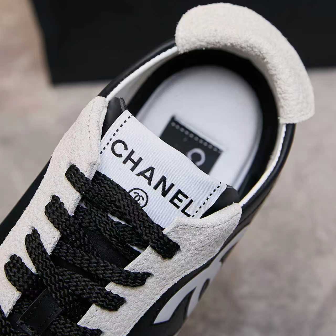 2026 Top-Tier Casual Sneakers from Official Stores XC0426052206