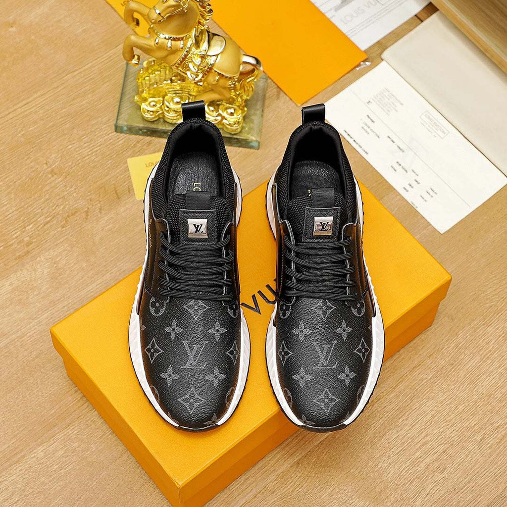Three-color stitching casual sneakers 0425052002