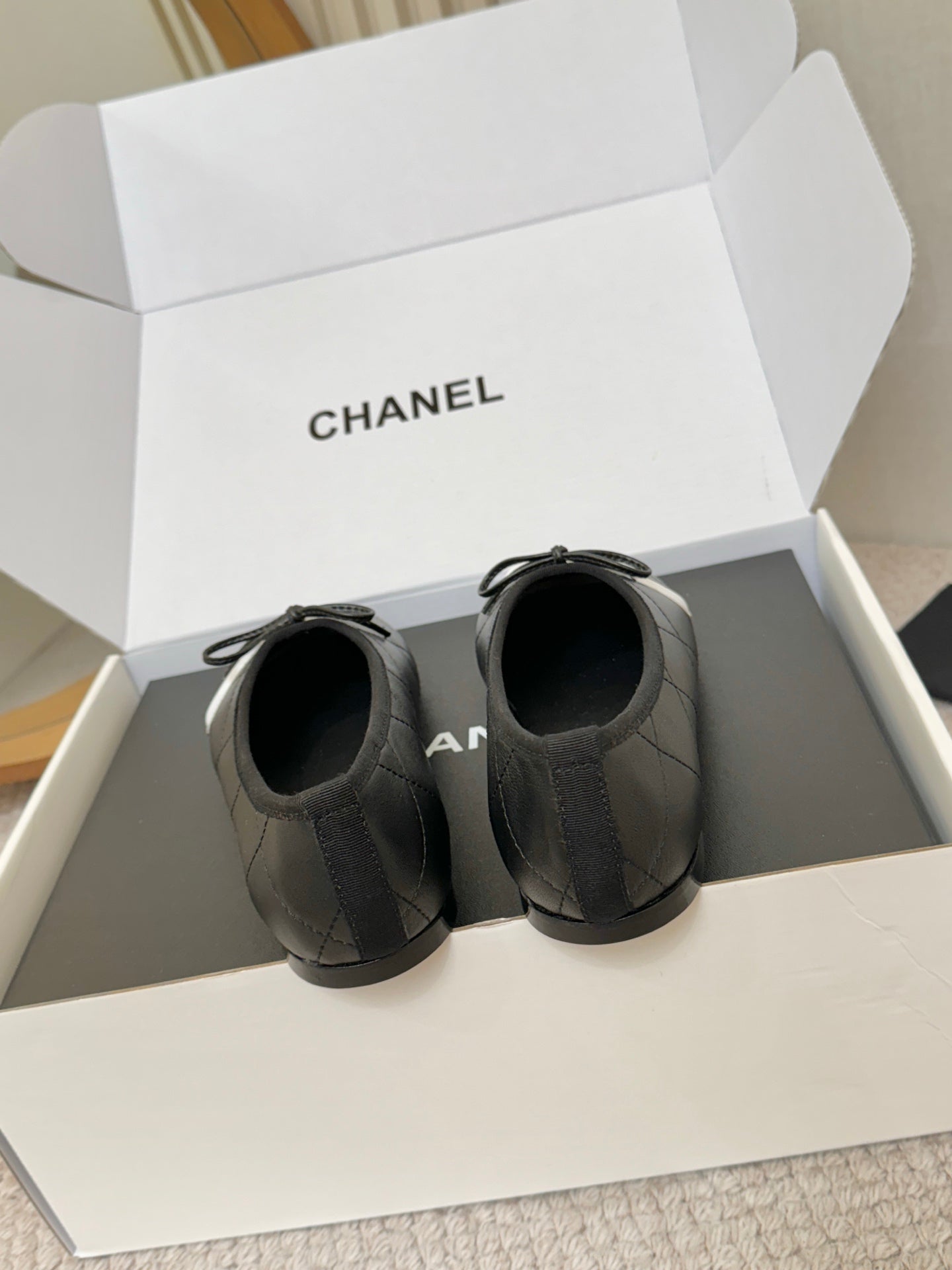 2026 Spring/Summer New Arrival Large Logo Flat Shoes XC0426052205