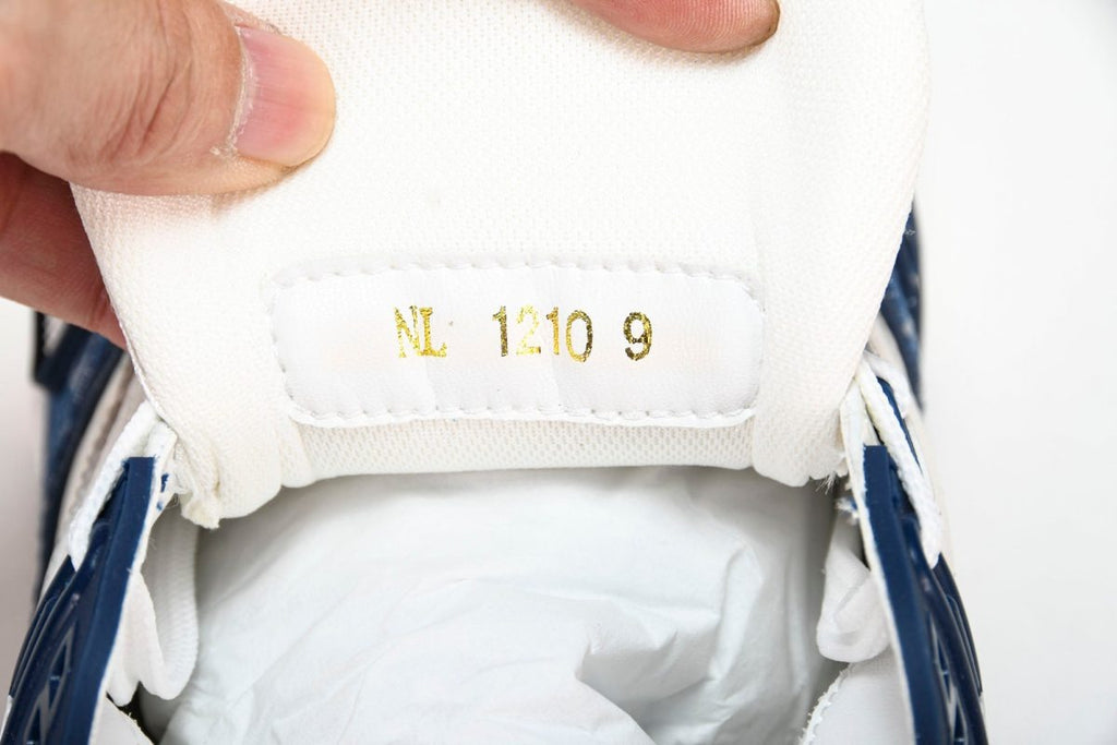 L-V Trainer's latest series of high luxury sports shoes