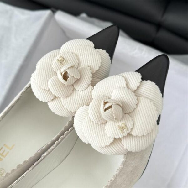 CHL Camellia Pointed Toe Stiletto Heels 0424082808
