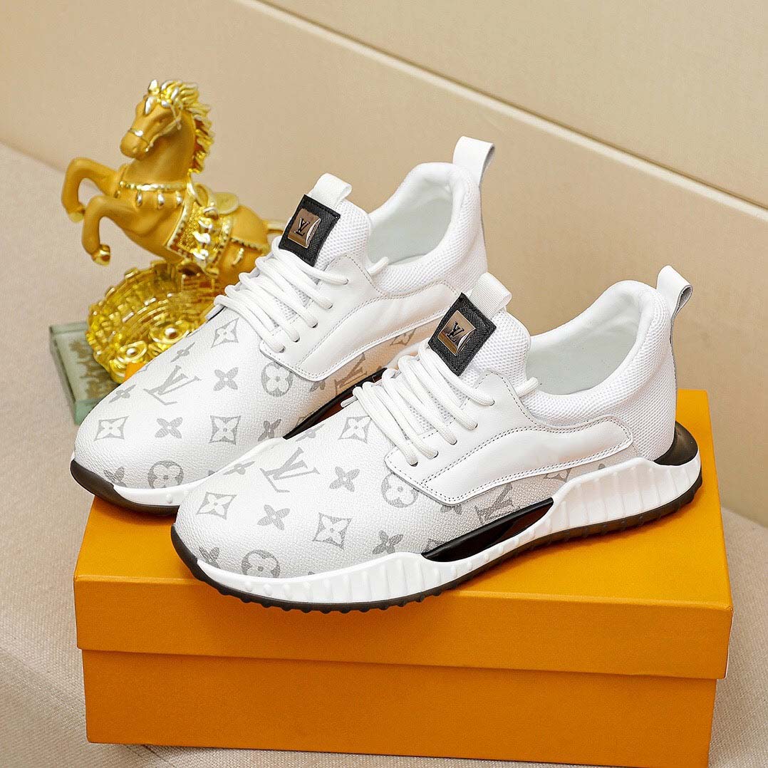 Three-color stitching casual sneakers 0425052002