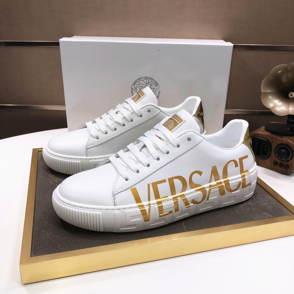 New fashionable and versatile sneakers XC0425122606