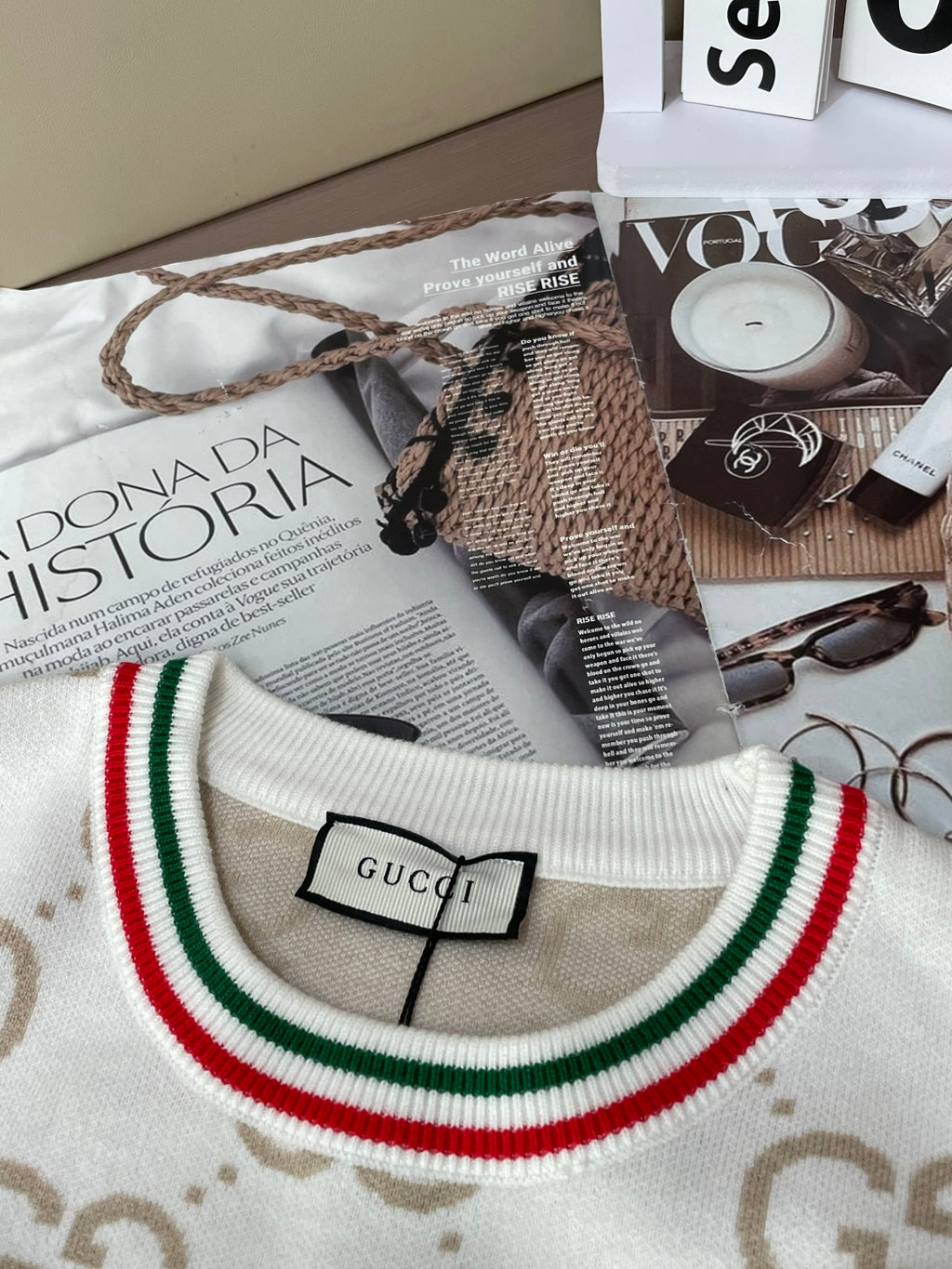 Fashion classic round neck sweater XC0425101402