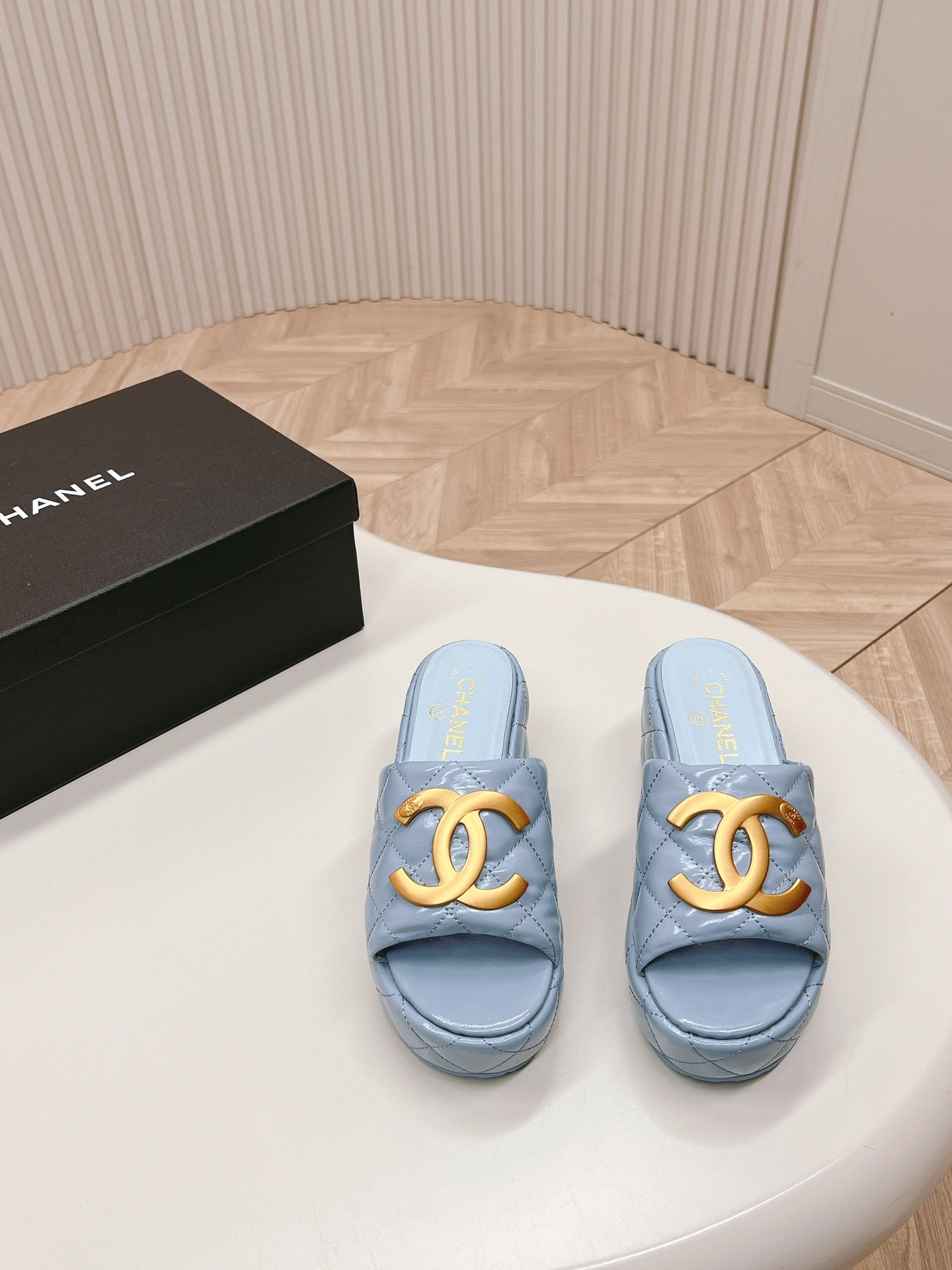 Chane1 top fashion thick-soled rhombus slippers 0724030812