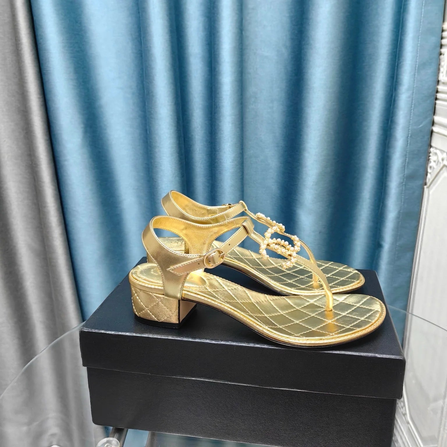New Fashion Versatile Women's Thick Heel Sandals 1024051720